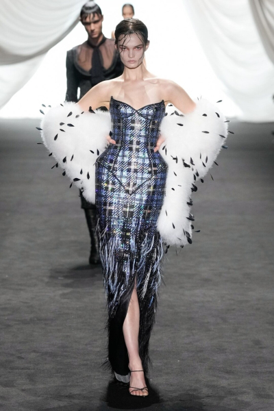 Jean Paul Gaultier: как прошел гостевой кутюрный показ-кораблекрушение Людовика де Сен-Сернена?