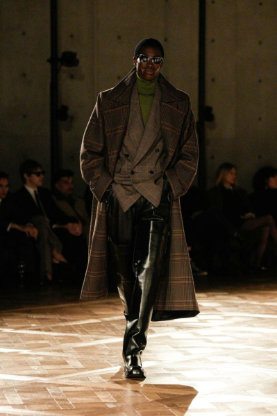 Saint Laurent: как прошел показ мужской коллекции Энтони Ваккарелло?