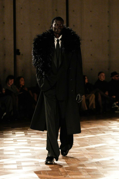 Saint Laurent: как прошел показ мужской коллекции Энтони Ваккарелло?