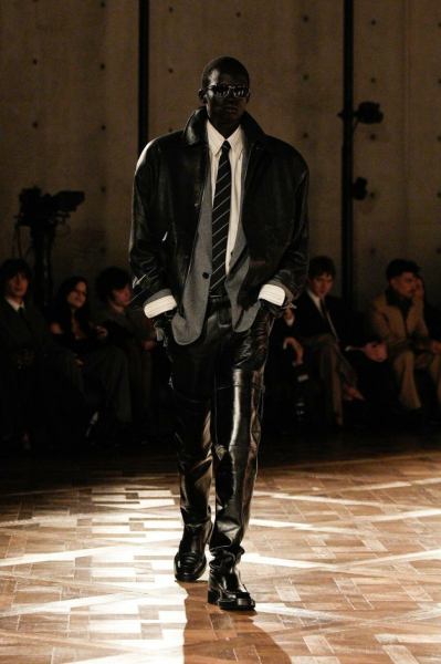 Saint Laurent: как прошел показ мужской коллекции Энтони Ваккарелло?