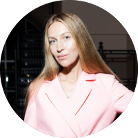 Как быть своим на выставке современного искусства? Рассказывают (иронично!) Покрас Лампас, Анна Нова и другие арт-гуру Петербурга