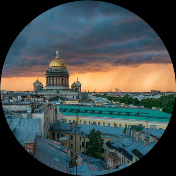 Петербург накрыло рекордно высокое атмосферное давление — из-за него выходят из строя машины и отменяют рейсы. Что происходит?