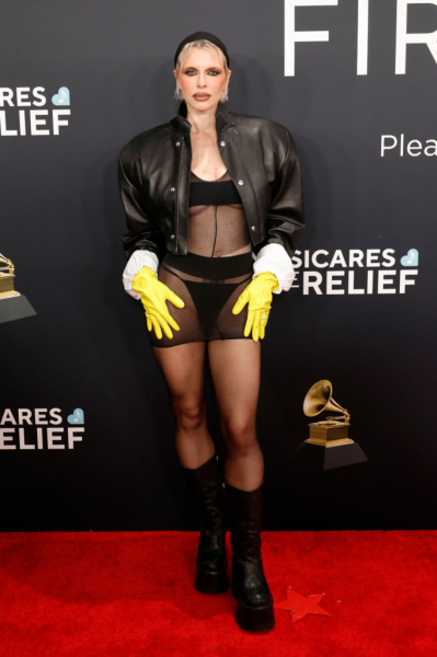 Сабрина Карпентер, Чаппелл Рон и Charli XCX: лучшие (и худшие) выходы Grammy 2025