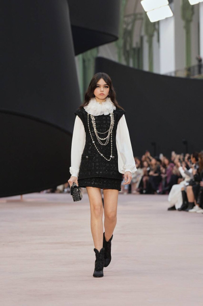 Chanel: как прошел показ осенне-зимней коллекции под куполом Гран-Пале?