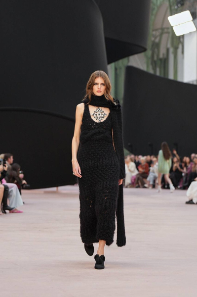 Chanel: как прошел показ осенне-зимней коллекции под куполом Гран-Пале?