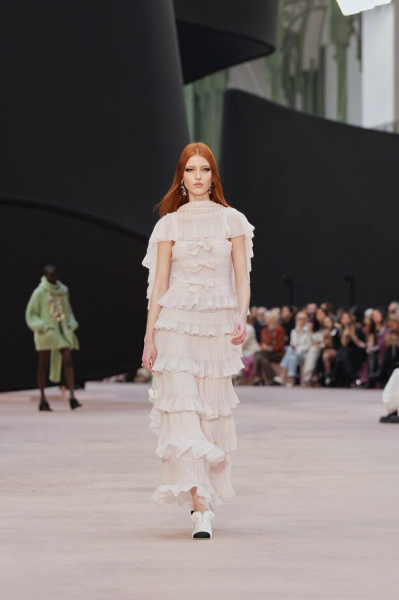 Chanel: как прошел показ осенне-зимней коллекции под куполом Гран-Пале?