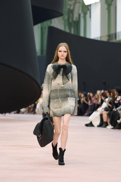 Chanel: как прошел показ осенне-зимней коллекции под куполом Гран-Пале?
