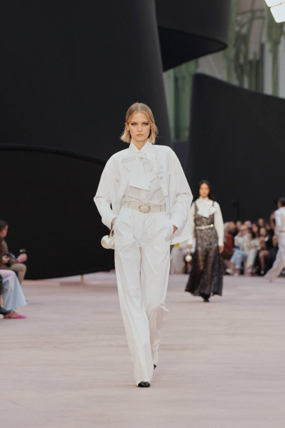 Chanel: как прошел показ осенне-зимней коллекции под куполом Гран-Пале?