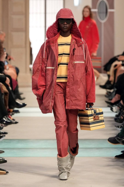 Louis Vuitton: чем запомнился осенне-зимний показ Николя Жескьера?
