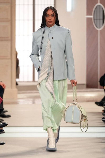 Louis Vuitton: чем запомнился осенне-зимний показ Николя Жескьера?