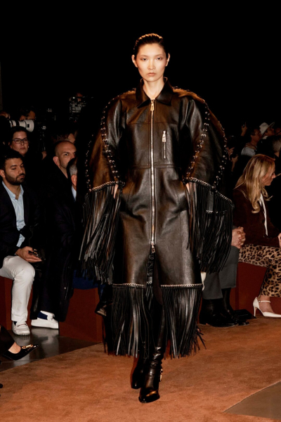 Schiaparelli: как прошел показ Дэниела Розберри в Париже?