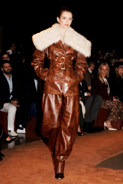 Schiaparelli: как прошел показ Дэниела Розберри в Париже?