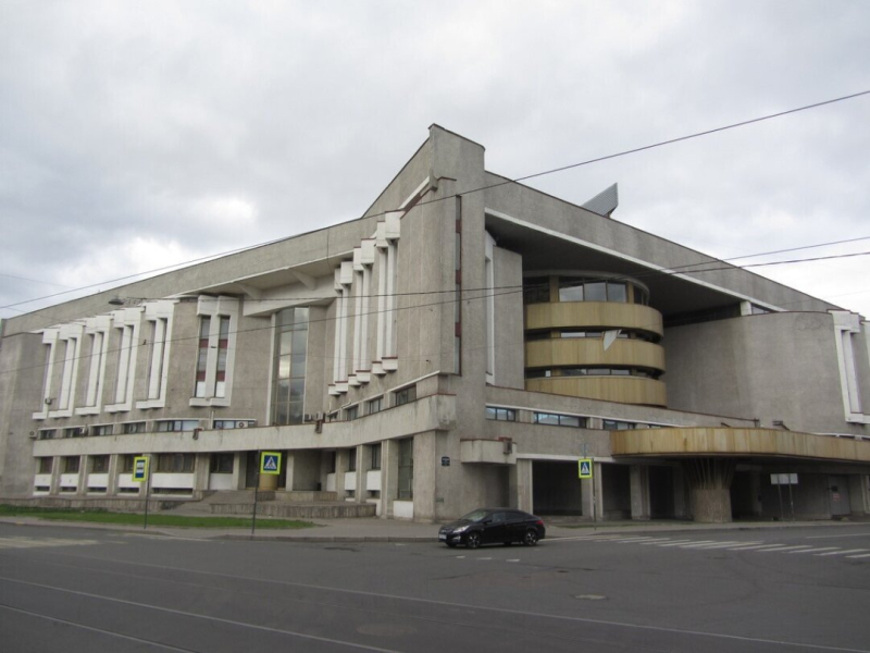 Суровая правда: ищем настоящий брутализм в Петербурге после просмотра «Бруталиста»