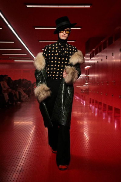 Valentino: как прошел показ осенне-зимней коллекции Алессандро Микеле?