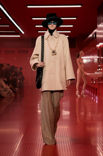 Valentino: как прошел показ осенне-зимней коллекции Алессандро Микеле?