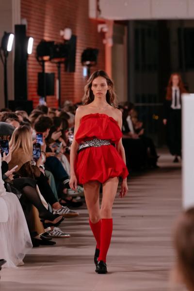 Яндекс Маркет Fashion Show SS`25: Как модный показ в Третьяковке стал событием года