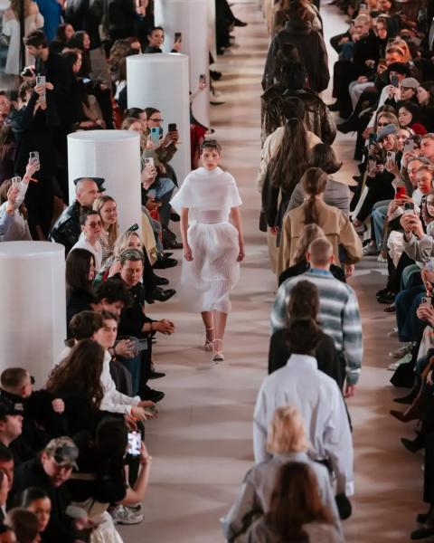 Яндекс Маркет Fashion Show SS`25: Как модный показ в Третьяковке стал событием года