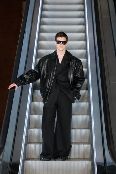 Яндекс Маркет Fashion Show SS`25: Как модный показ в Третьяковке стал событием года
