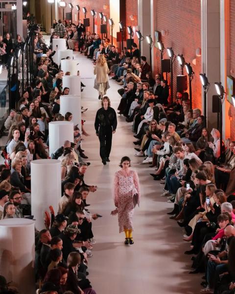 Яндекс Маркет Fashion Show SS`25: Как модный показ в Третьяковке стал событием года
