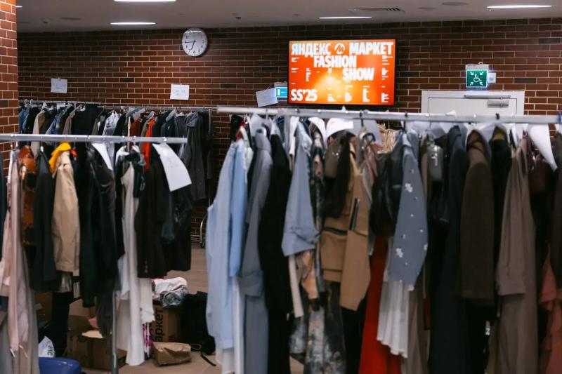 Яндекс Маркет Fashion Show SS`25: Как модный показ в Третьяковке стал событием года