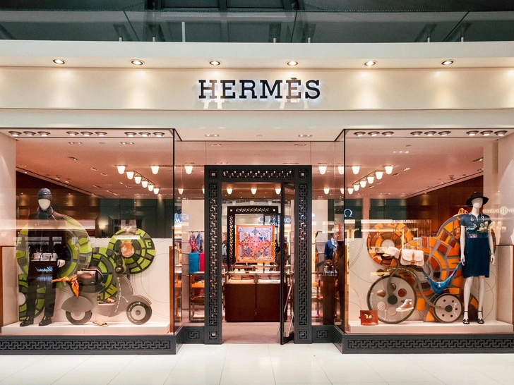 Как наследник Hermès решил отдать все состояние «приемному» садовнику