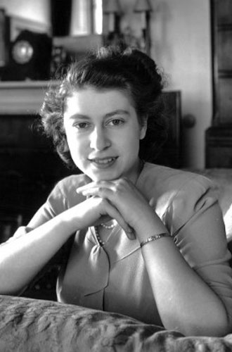 Королева Елизавета II: история в фотографиях