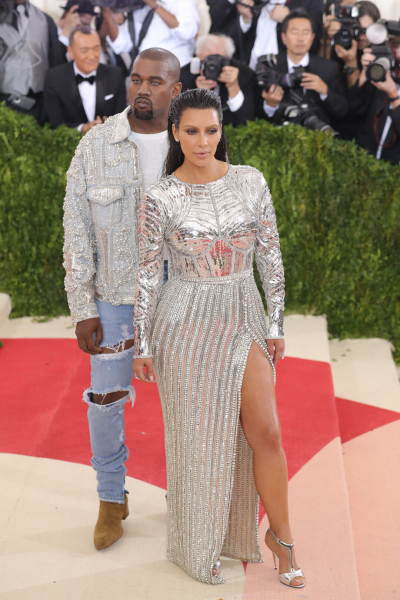 50 самых ярких нарядов в истории Met Gala: то самое «мокрое» платье Ким Кардашьян, Золушка-Зендея и Доджа Шупетт-Кэт