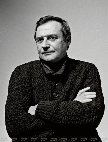 Актер Евгений Цыганов сыграет Прокофьева в «истории-притче» Алексея Учителя о композиторе Дмитрии Шостаковиче. Рабочее название — «Шум времени»