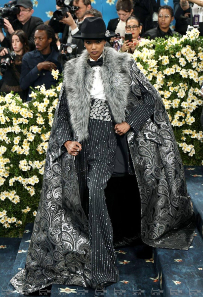 Лучшие выходы Met Gala 2025: Мадонна, Деми Мур, Рианна, Лана Дель Рей, Николь Кидман