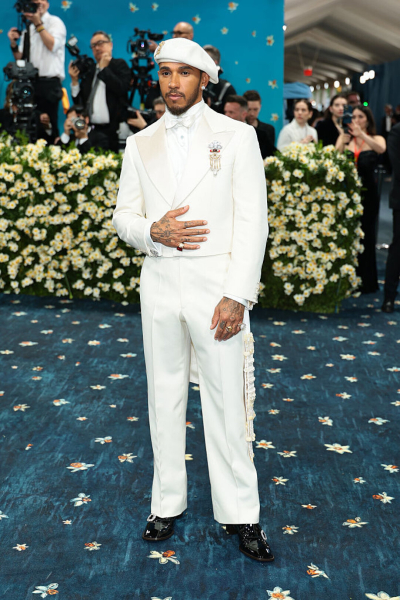 Лучшие выходы Met Gala 2025: Мадонна, Деми Мур, Рианна, Лана Дель Рей, Николь Кидман
