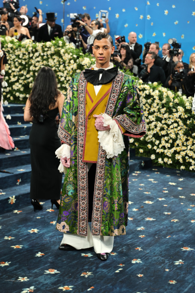 Лучшие выходы Met Gala 2025: Мадонна, Деми Мур, Рианна, Лана Дель Рей, Николь Кидман