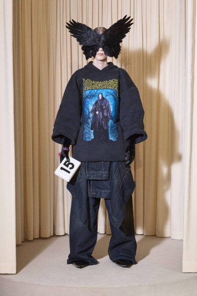 Хайлайты последней ready-to-wear коллекции Демны Гвасалии для Balenciaga